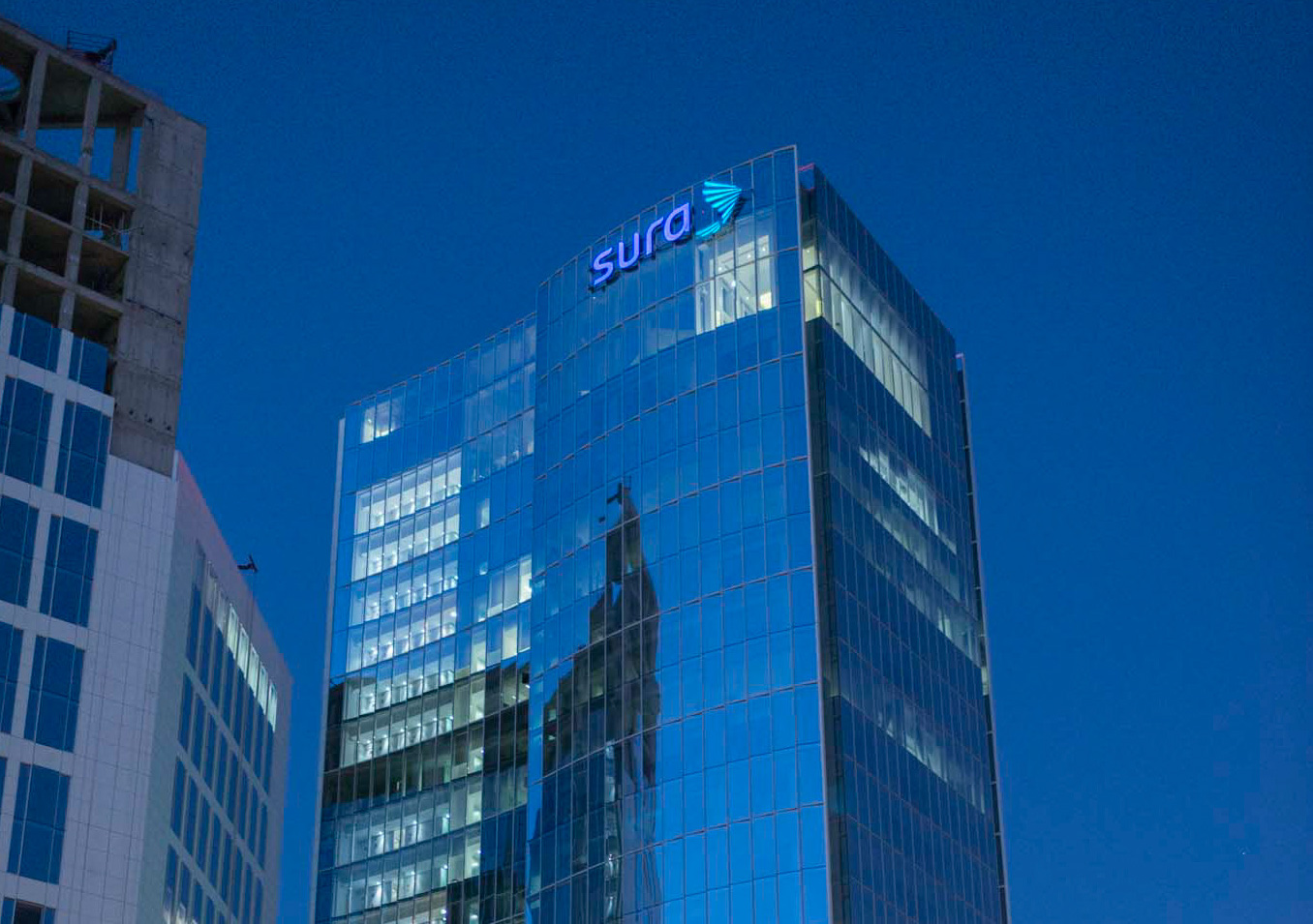 SURA Asset Management recibe doble reconocimiento por su excelencia en prácticas sostenibles