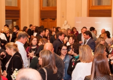 Clientes y amigos de SURA Inversiones disfrutaron de un show en el Teatro Solís